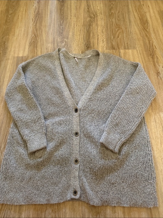 Free People Sweaters - Free People Heather Gray V-Neck Button Cardigan